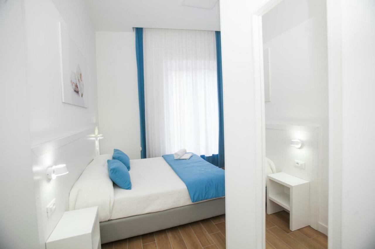 Mediterranean Rooms Кастелламмаре-ди-Стабия Экстерьер фото